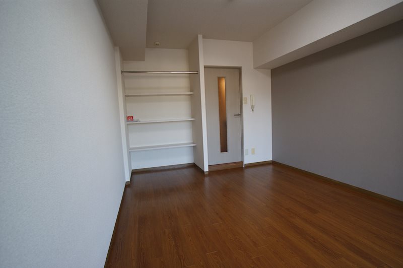 グランデール北野 ※写真は別室のものです。備品がある場合は装飾です。