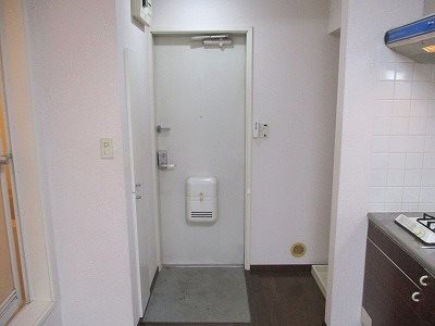 ジョイキャッスル中野Ⅰ 室内洗濯機置場　※写真は別室のものです。