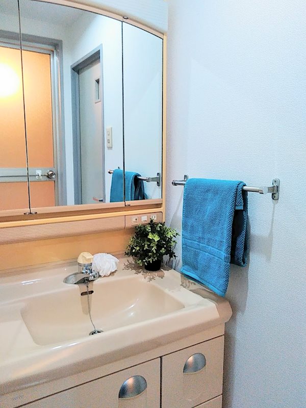 シュペリュール ※写真は別室になります。備品がある場合は装飾です。