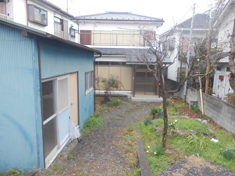 中野上町１丁目貸家Ⅱ エントランス