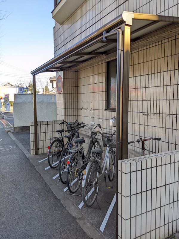 シュペリュール 駐輪場